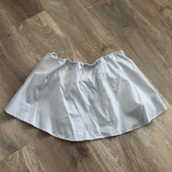 Babaton Eckered Blouse - Picture 2 of 8